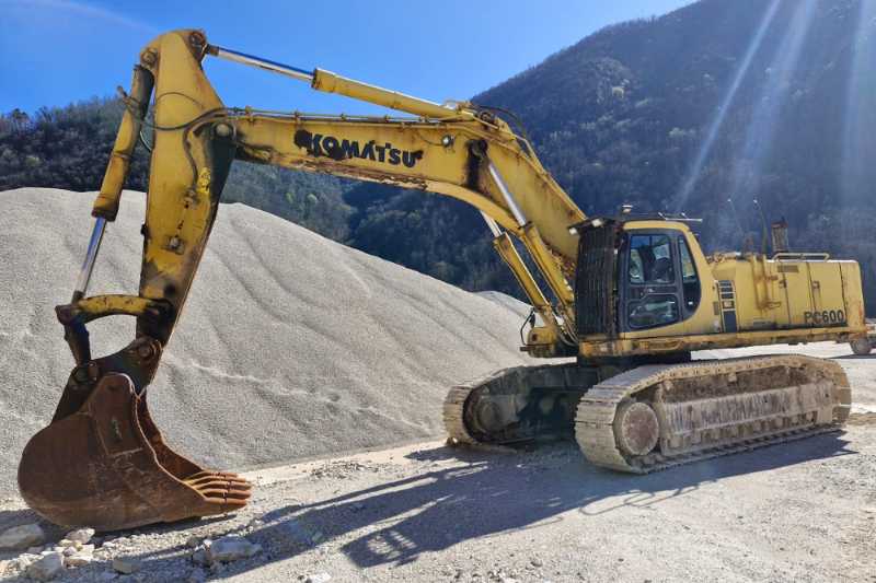 OmecoHub - Immagine KOMATSU PC600-6